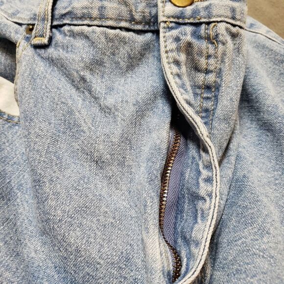 Vintage Topaz Denim Shorts high waist- Made in Canada 🇨🇦 - Picture 5 of 9